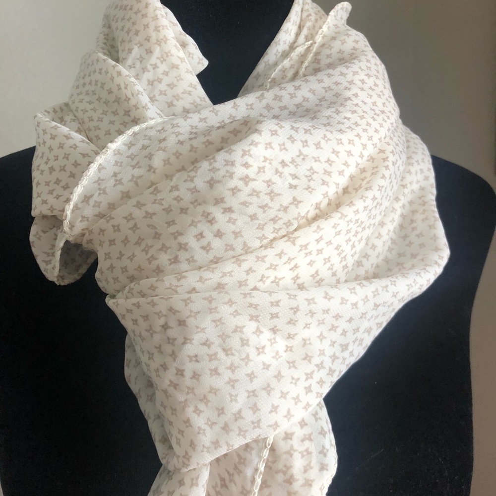 Scarf